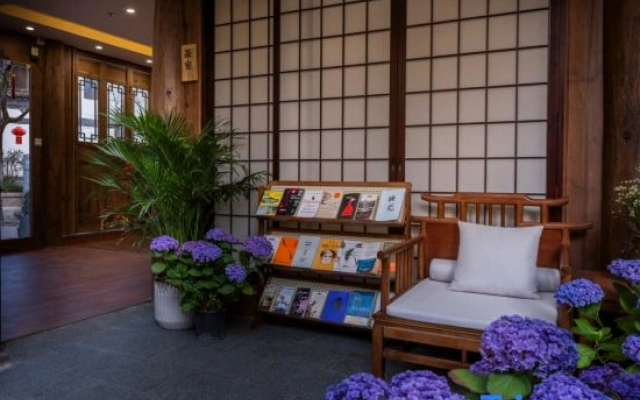 The Ripplewood Sanctum-Lijiang Old Town Mufu Branch-English service and tour arrangement