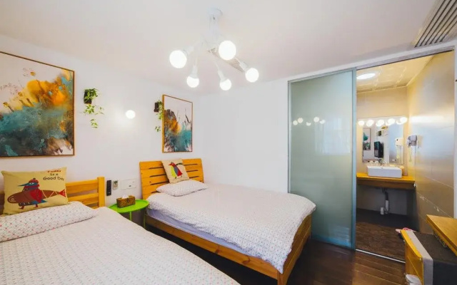 JoTo Hotel