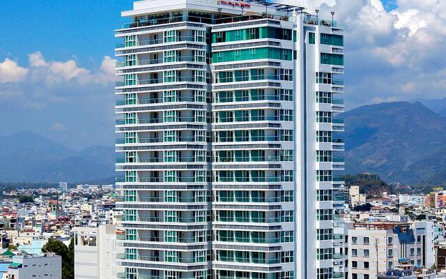 Апартаменты Green World Nha Trang Apartment вид на фасад
