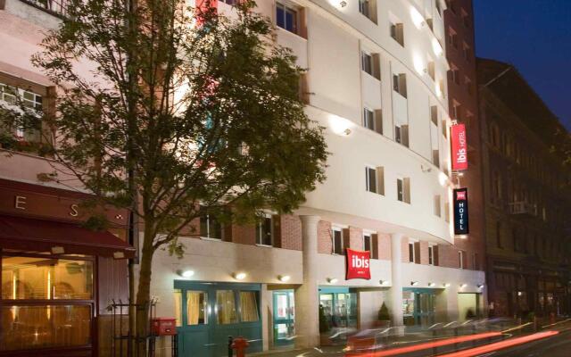 Отель Ibis Budapest Centrum Будапешт вид на фасад