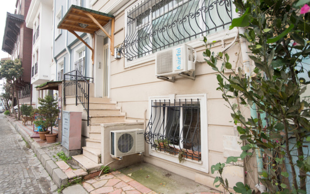 Berce Hotel вид на фасад