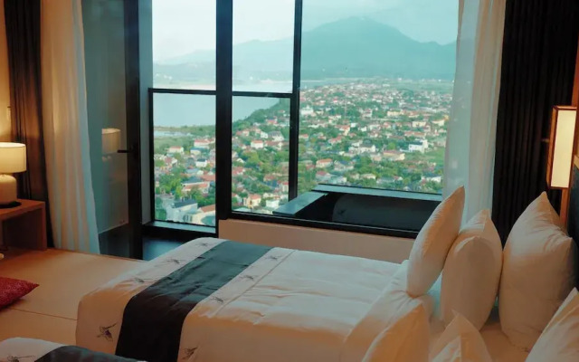 Lynntimes Thanh Thuy Wellness Hotel & Resort