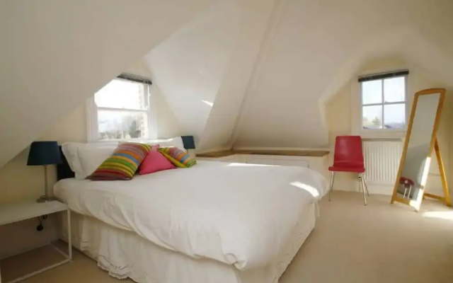 Large Stylish House Central North Oxford