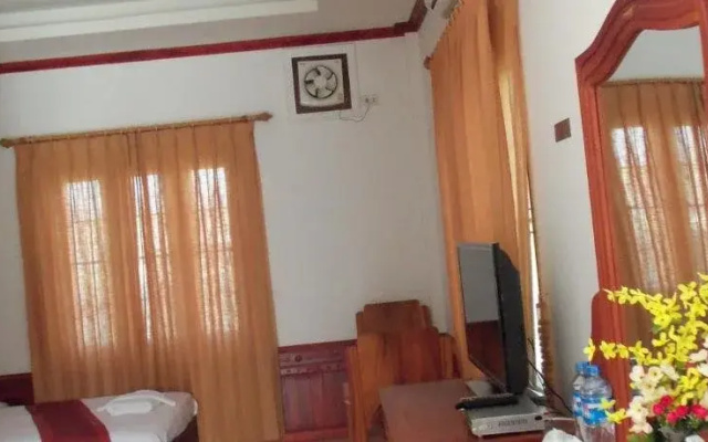 Outhoumphone Hotel