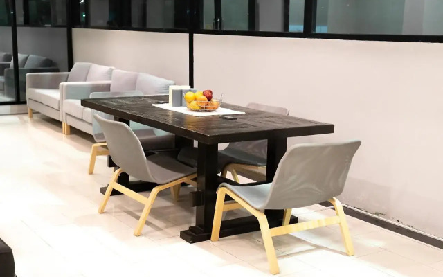 RoomQuest Bangkok Don Mueang Airport 1