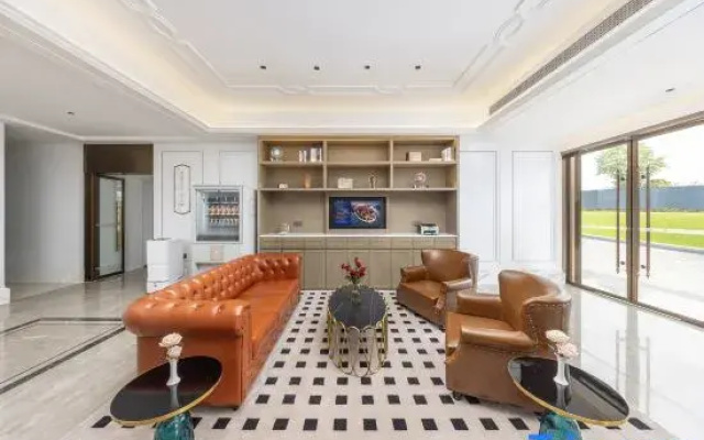 Vienna International Hotel (Chongqing Wanzhou North Station Square Branch)