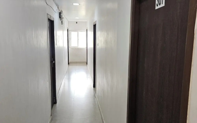 GT Empire Hotel-Near SRM University