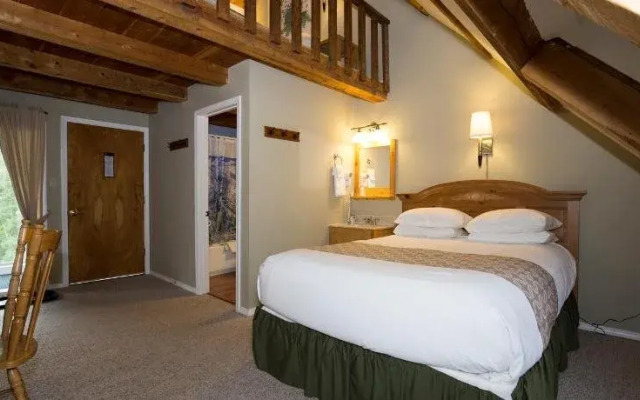 Columbine Inn & Conference Center
