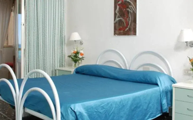Hotel Giardino al Mare