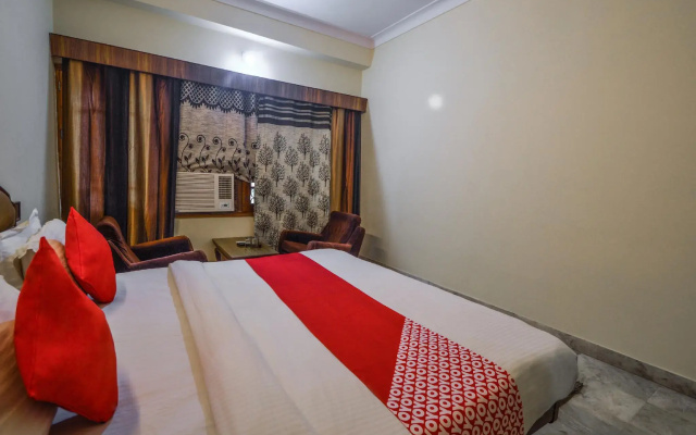 OYO 14814 Hotel Vinayak