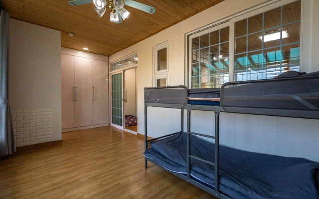 Jeju Ohu Guest House