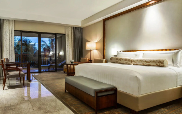 Отель The Ritz-Carlton Sanya Yalong Bay
