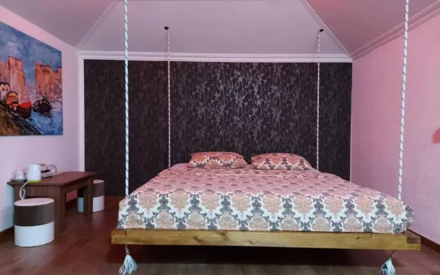 SECRET Apartments