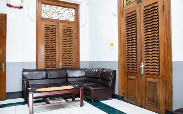 RedDoorz Syariah near Puro Pakualaman Palace