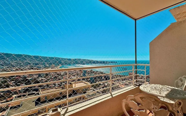 Ocean Front House 84