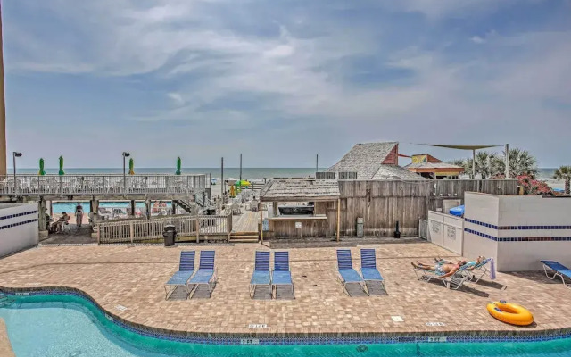 Condo w/ Beach Access & Community Amenities!