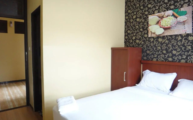 Front One Inn Malang
