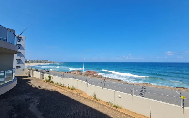 Santorini 206B -Margate RSA