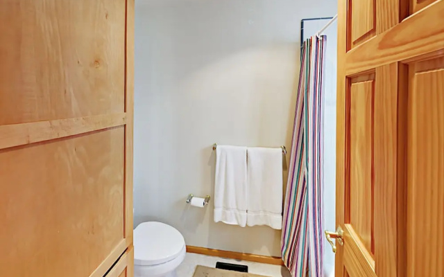 Slalom Way - 3 Br Home