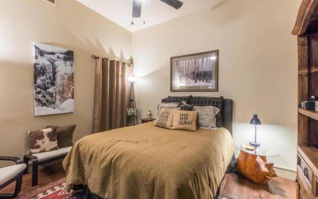 708 Main St Unit 4