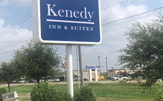 Kenedy Inn & Suites