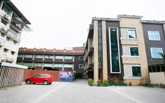 Hotel Sea Palace by OYO Rooms