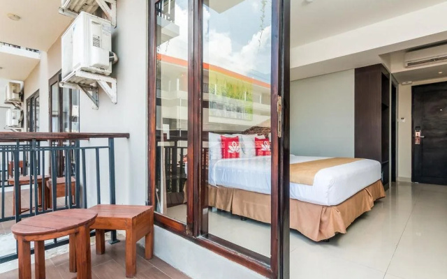 Hardys Rofa Hotel And Spa Legian by ZEN Rooms