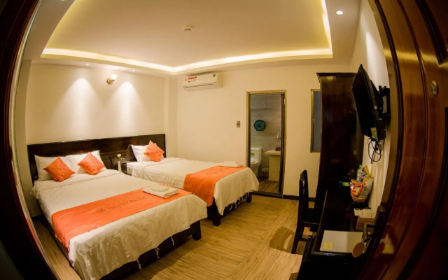 Laverne Hotel