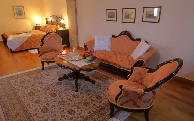 Argentikon Luxury Suites