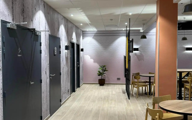 B&B HOTEL Cergy Saint-Christophe Gare