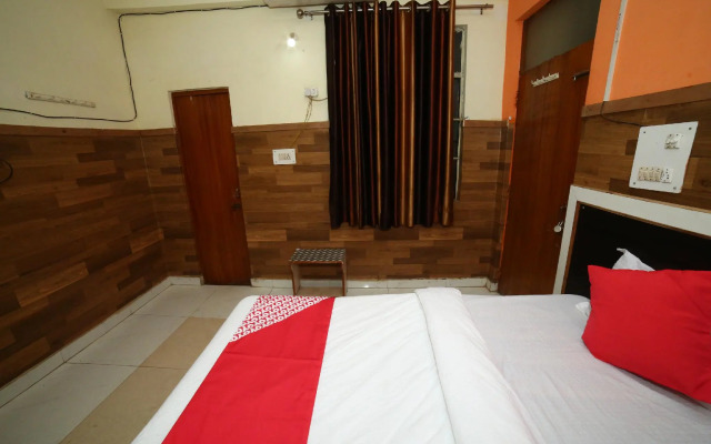 Collection O O 16710 Leelas Guest House