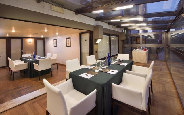 Sardegna Hotel, Suites & Restaurant 1