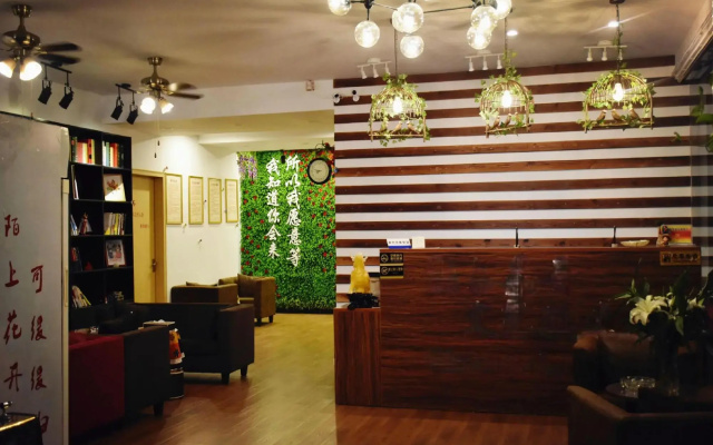 Moshang Huakai Liyi Hotel (Wuhu Limin Middle Road Branch)