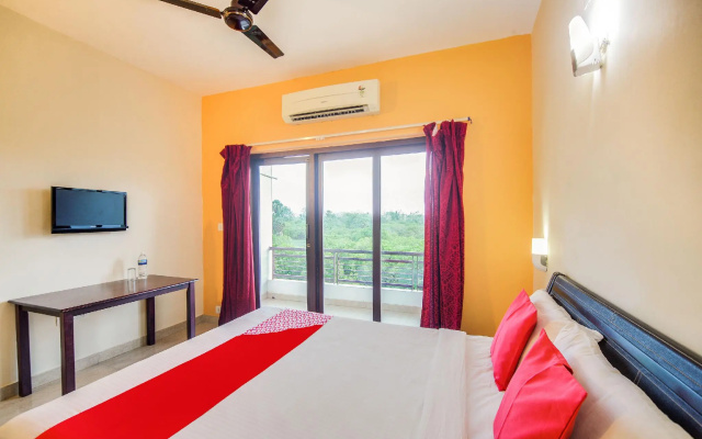 OYO 43665 Purple Resort