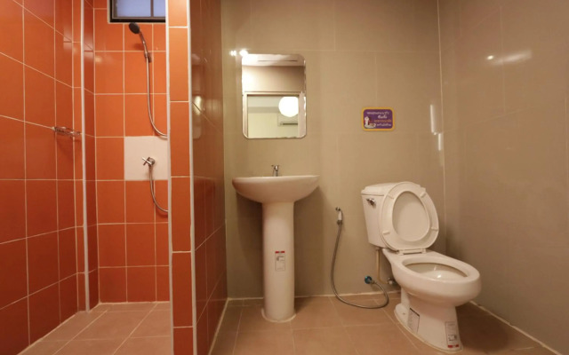 Nunglen Hotel (SHA Certified)