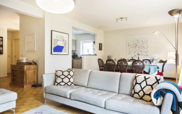 Brussels Bright Design Residence