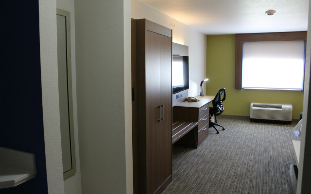 Holiday Inn Express & Suites Ponca City by IHG