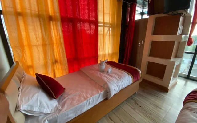 Hotel KJS Inn