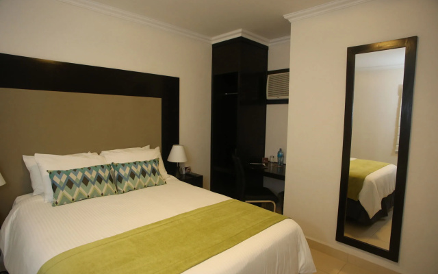 Aranjuez Hotel & Suites