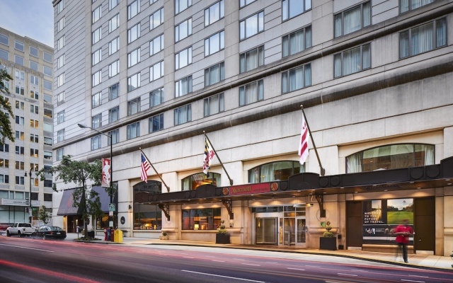 Отель Washington Marriott at Metro Center вид на фасад