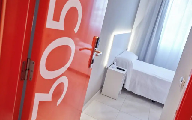Hotel DL Port
