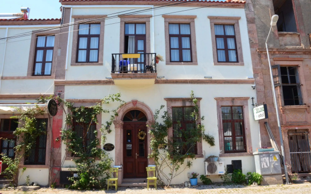 Eden Selene Hotel
