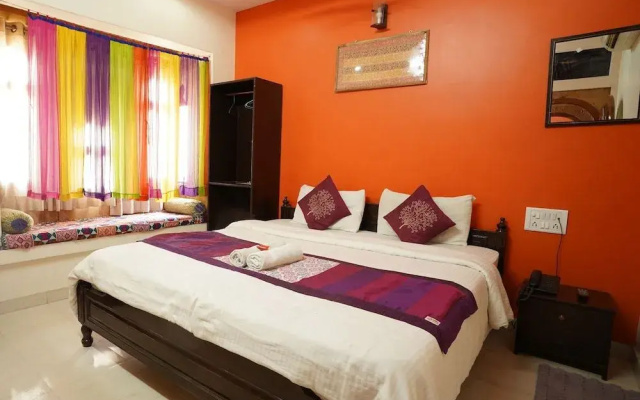 Gaji Hotel