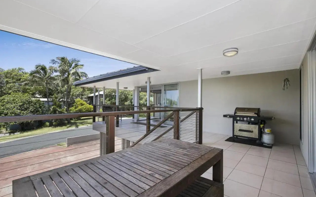Moreton View