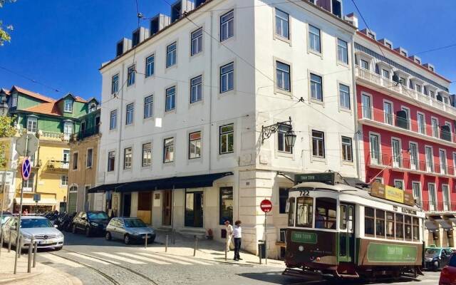 Отель Chiado Arty flats вид на фасад