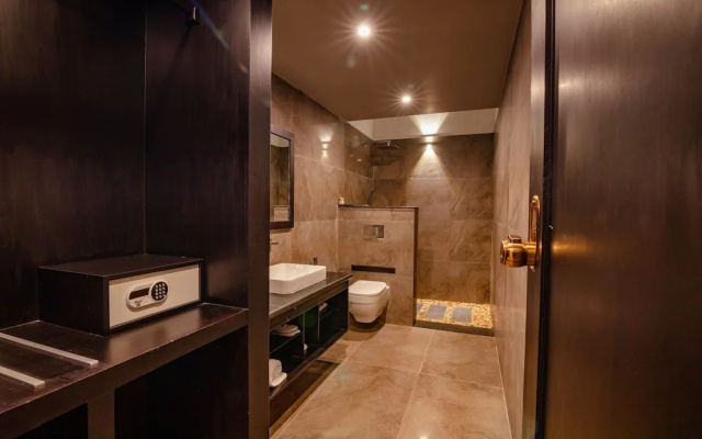 The Saravi Resort