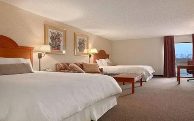 Plaza Hotel and Suites