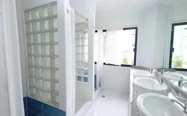 Airlink B&B - Hostel