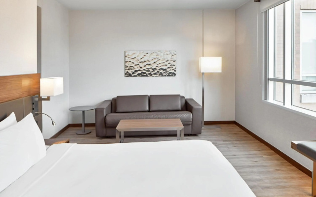 AC Hotel by Marriott National Harbor Washington, D.C. Area
