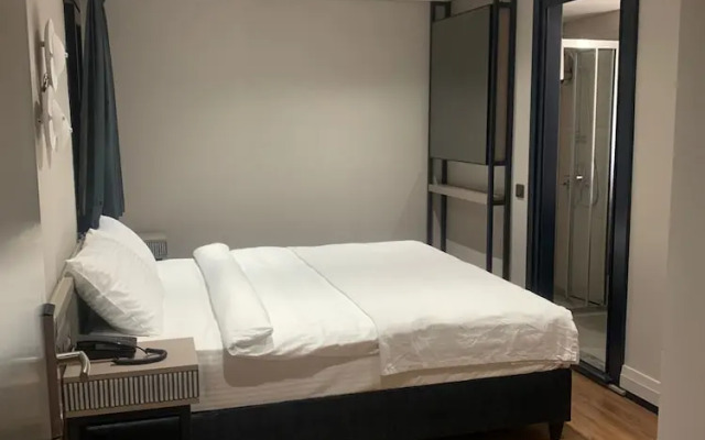 Theodosius Hotel
